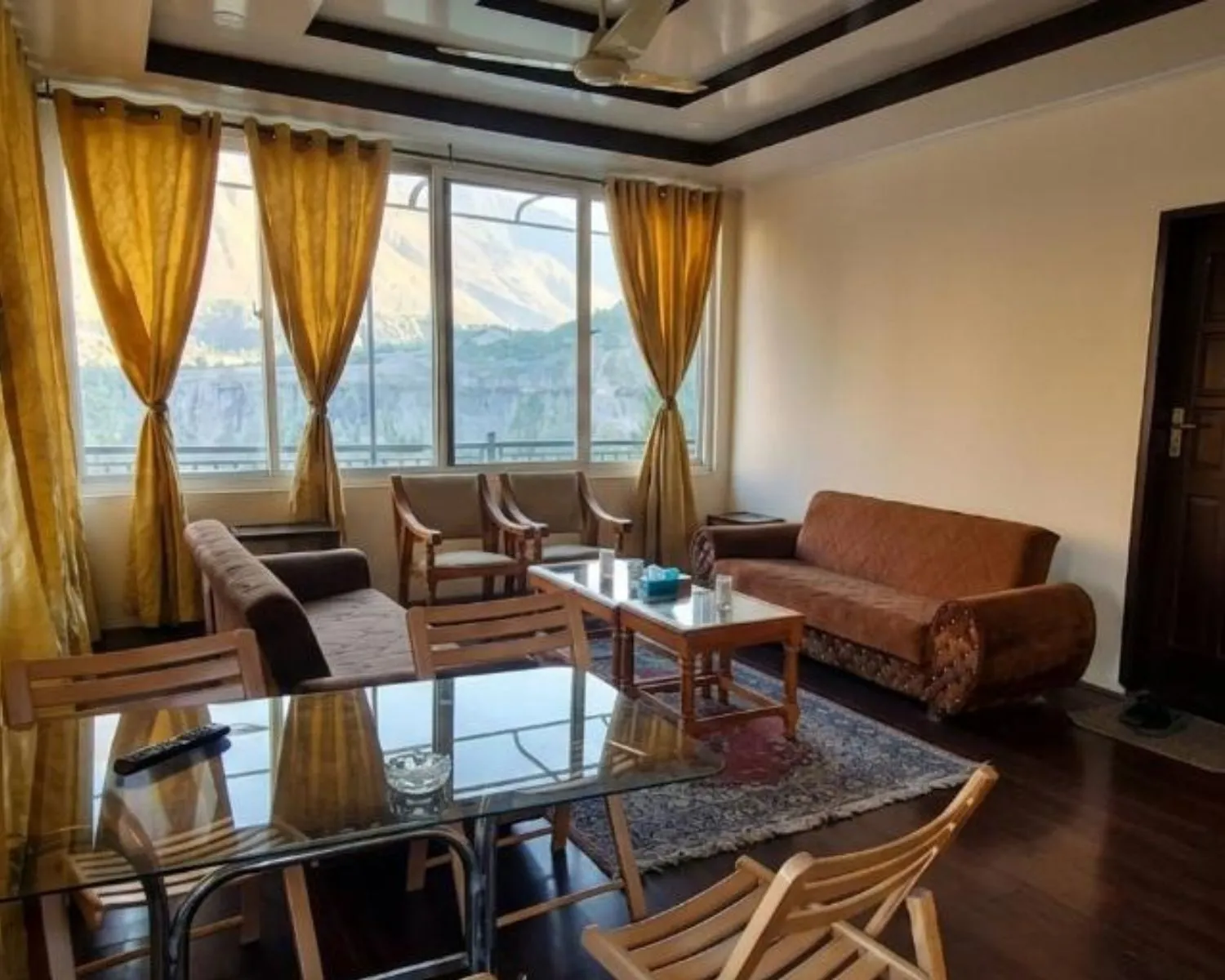 Top Suite 1